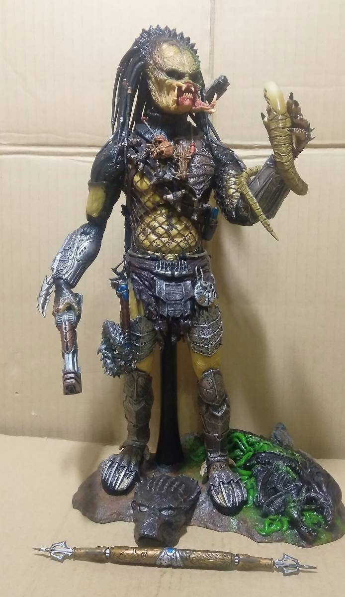 Yahoo!オークション - HOT TOYS ホットトイズ AVP2 『エイリアンズ