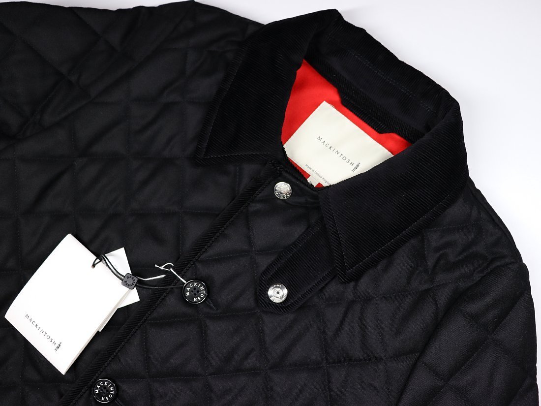 早い者勝ち 大人気の鮮やか赤ライナーの別注完売品!【 EDIFICE 36/M 】黒ウールキルティングJK (英 マッキントッシュ / MACKINTOSH × エディフィス / 男性用 早い者勝ち 大人気の鮮やか赤ライナーの別注完売品!【 EDIFICE 36/M 】黒ウールキルティングJK (英 マッキントッシュ / MACKINTOSH × エディフィス / 男性用