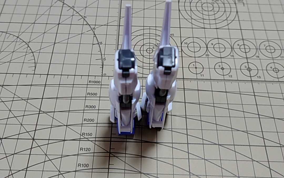 HG Gundam Delta kai legs part 