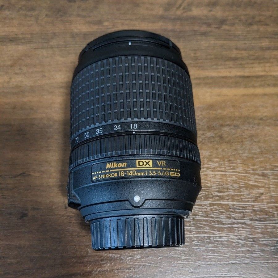 レンズ∔ ニコン(Nikon) AF-S DX NIKKOR 18-140mm f/3.5-5.6G ED VR