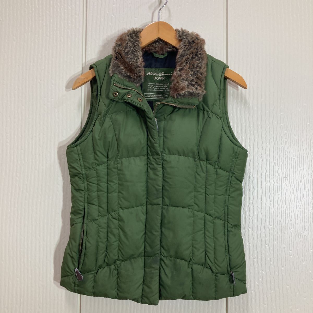 182 エディーバウアー Eddie Bauer ダウンベスト 襟ボア 軽量 グース