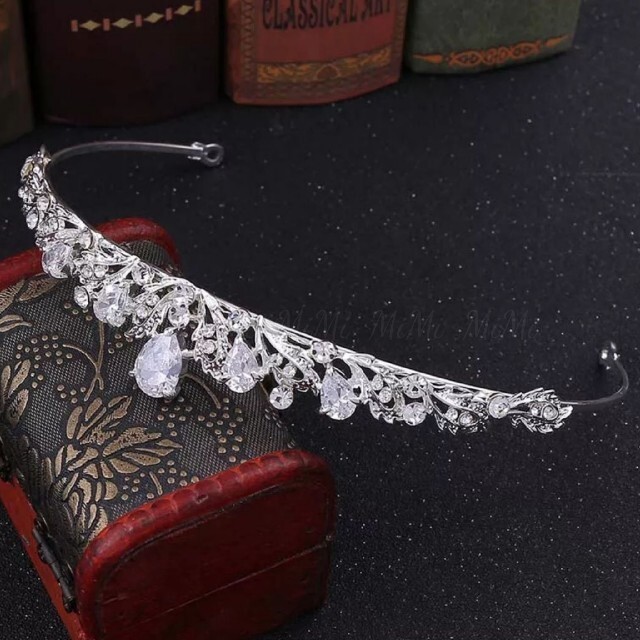  new goods Cubic Zirconia Tiara head dress wedding hair ornament hair accessory silver wedding accessory wedding 