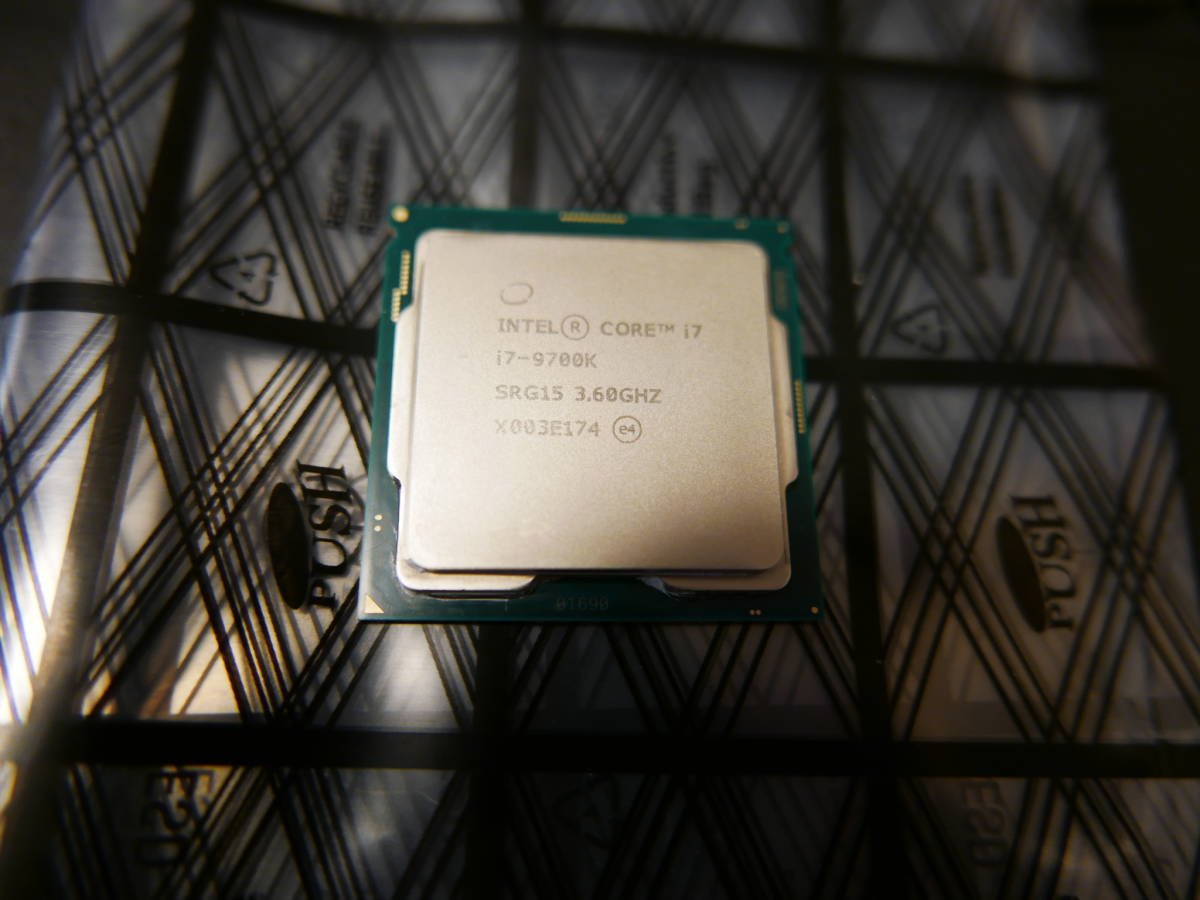 品 CPU Intel Core i7 9700K 3.60GHz 動作確認済(中古/送料無料)の ...