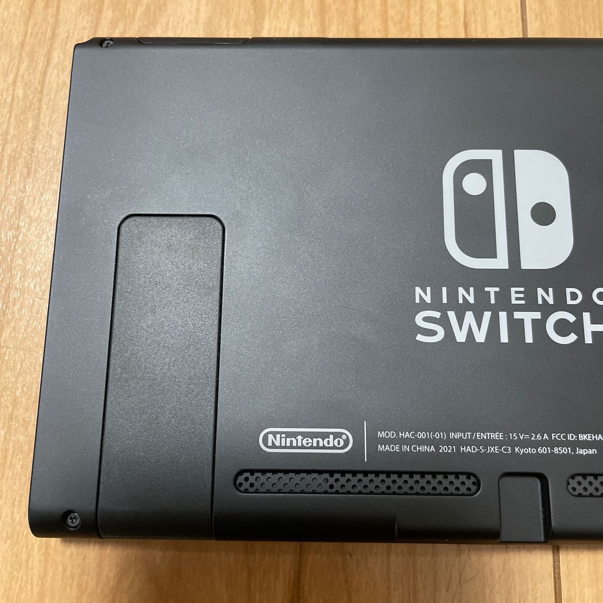 12191【2021年製】新型 Nintendo Switch 本体のみ