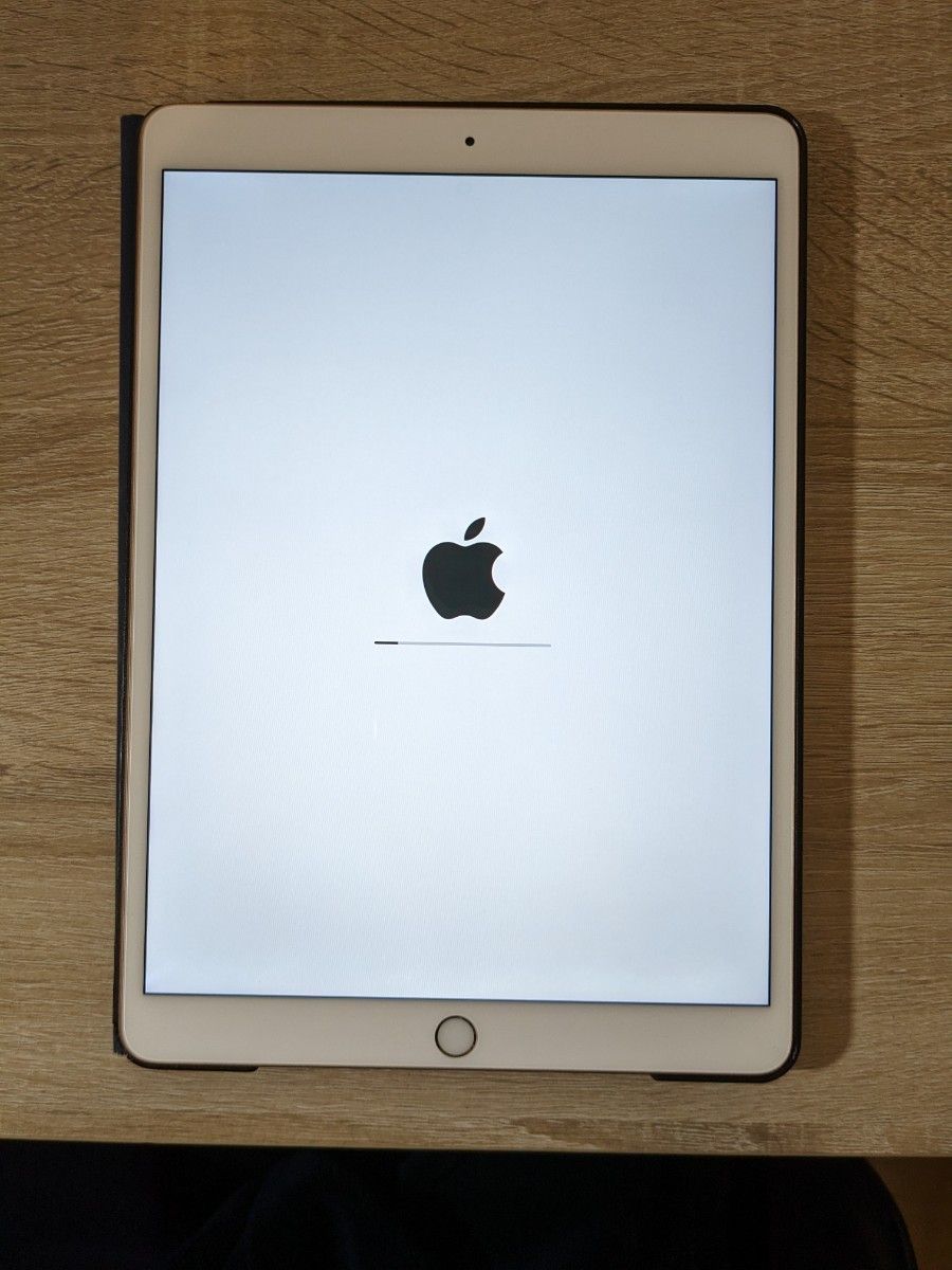 iPad Air 第3世代 Wi-Fiモデル 64GB ゴールド タブレットPC タブレット