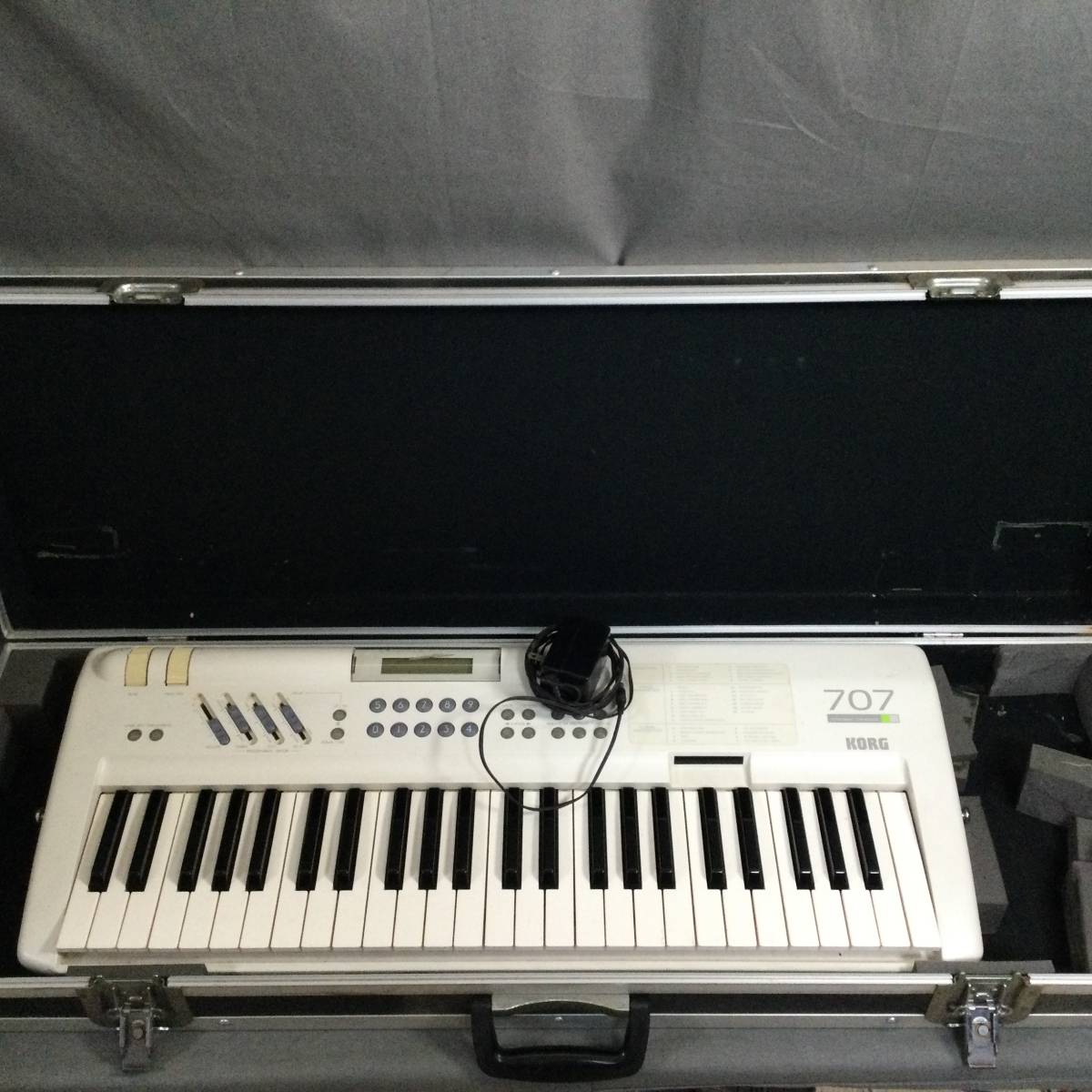 バーゲンセール KORG コルグ 707 シンセサイザー 動作品