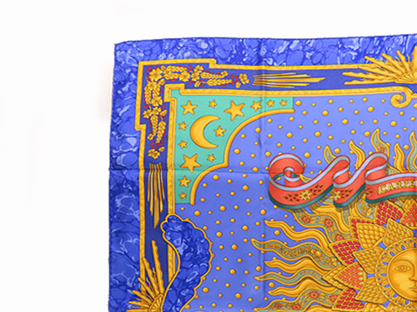 経典 太陽 今日一日を楽しむ DIEM CARPE カレ90 エルメス ほぼ新品 月 ...