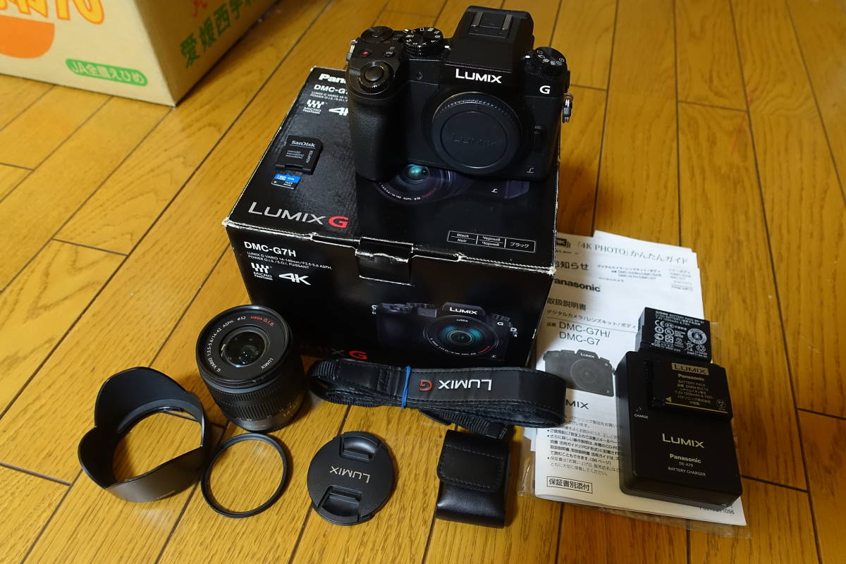 ストアプロモーション 綺麗 DMC-G7 Panasonic LUMIX レンズ14-42mm付