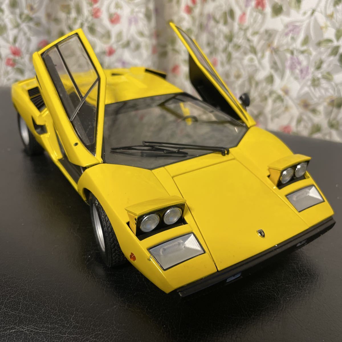 京商KYOSHO 1/18 ランボルギーニ カウンタックLP400 イエロー Yahoo