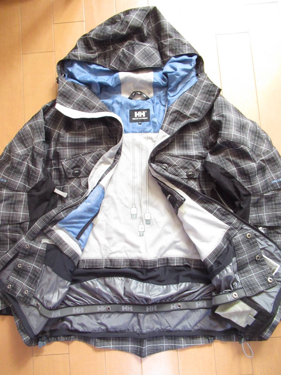 国内在庫】 ☆美品☆ HELLY HANSEN ジャケット スノーボード メンズ M