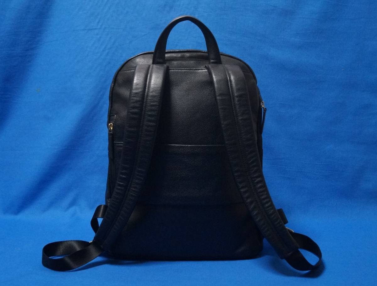 ■ほぼ未使用品■ TUMI 本革リュック ブラック_画像2