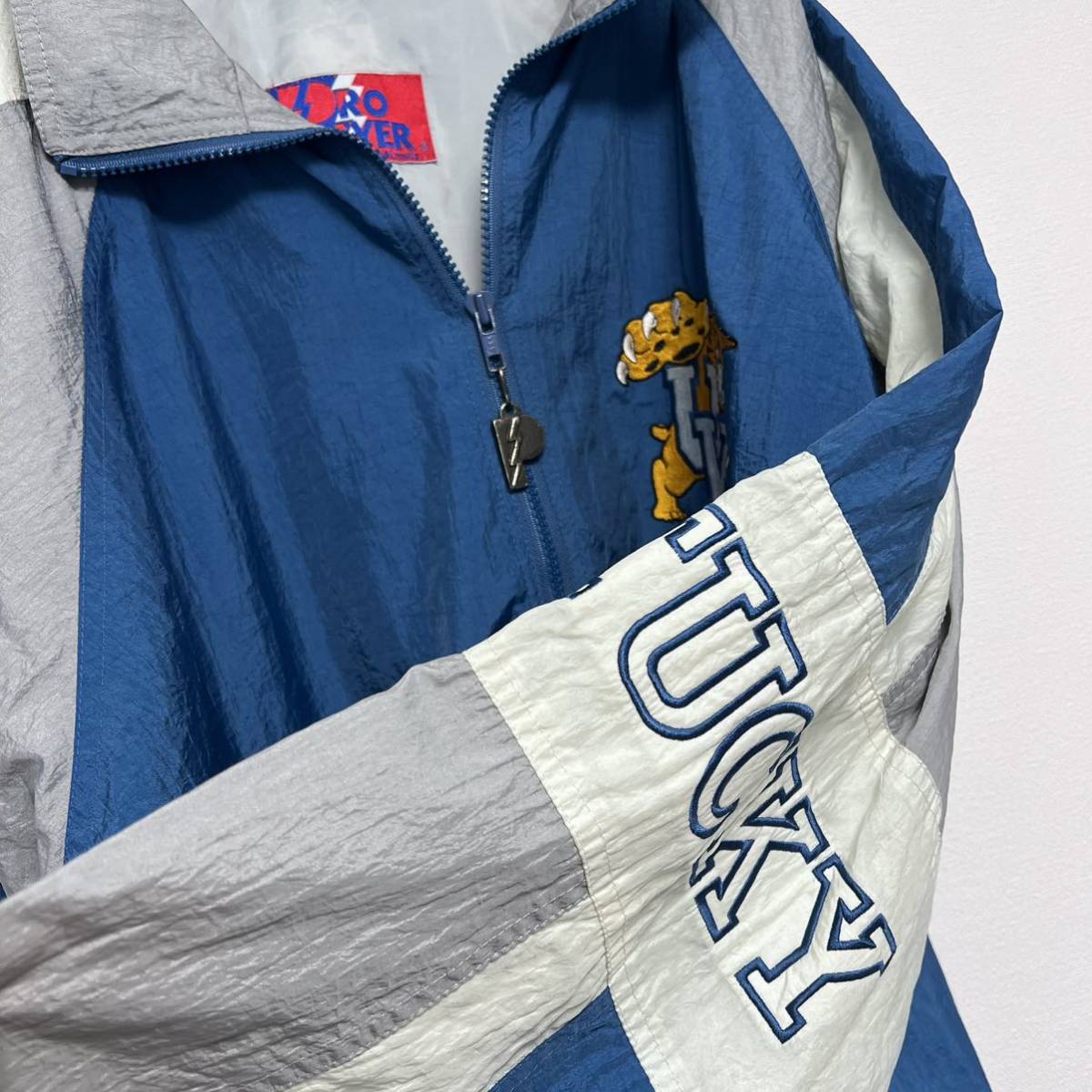 爆安爆安90s ケンタッキー大学 ワイルドキャッツ ナイロンジャケット