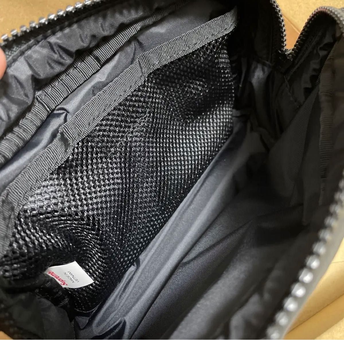 Supreme Puffer Pouch Black 新品｜PayPayフリマ