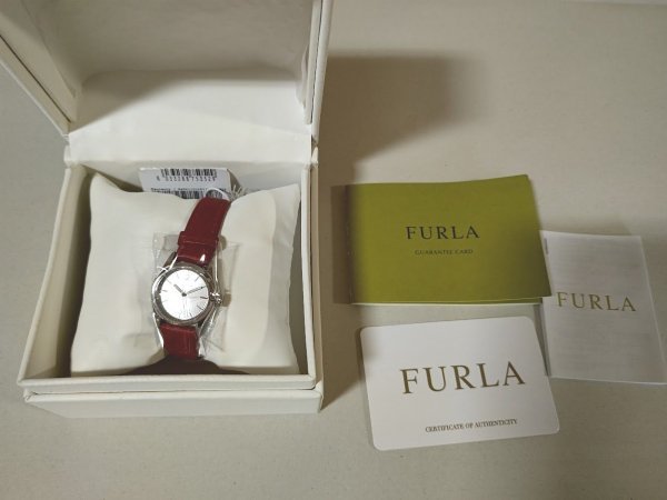ヤフオク! - 未使用 FURLA フルラ EVA エヴァ 腕時計 R425110