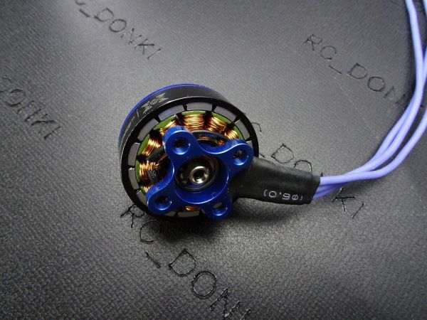 HOBBYWING XRotor 2207 2650KV light weight brushless motor middle empty titanium alloy made shaft 30405121