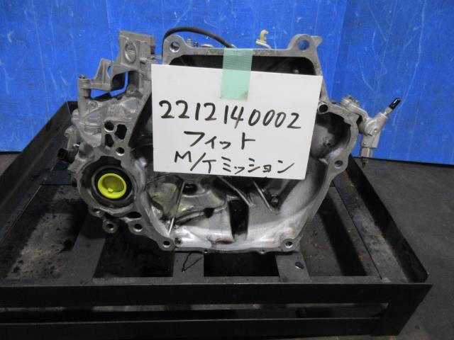 フィット DBA-GE6 マニュアルミッション 430992_画像1