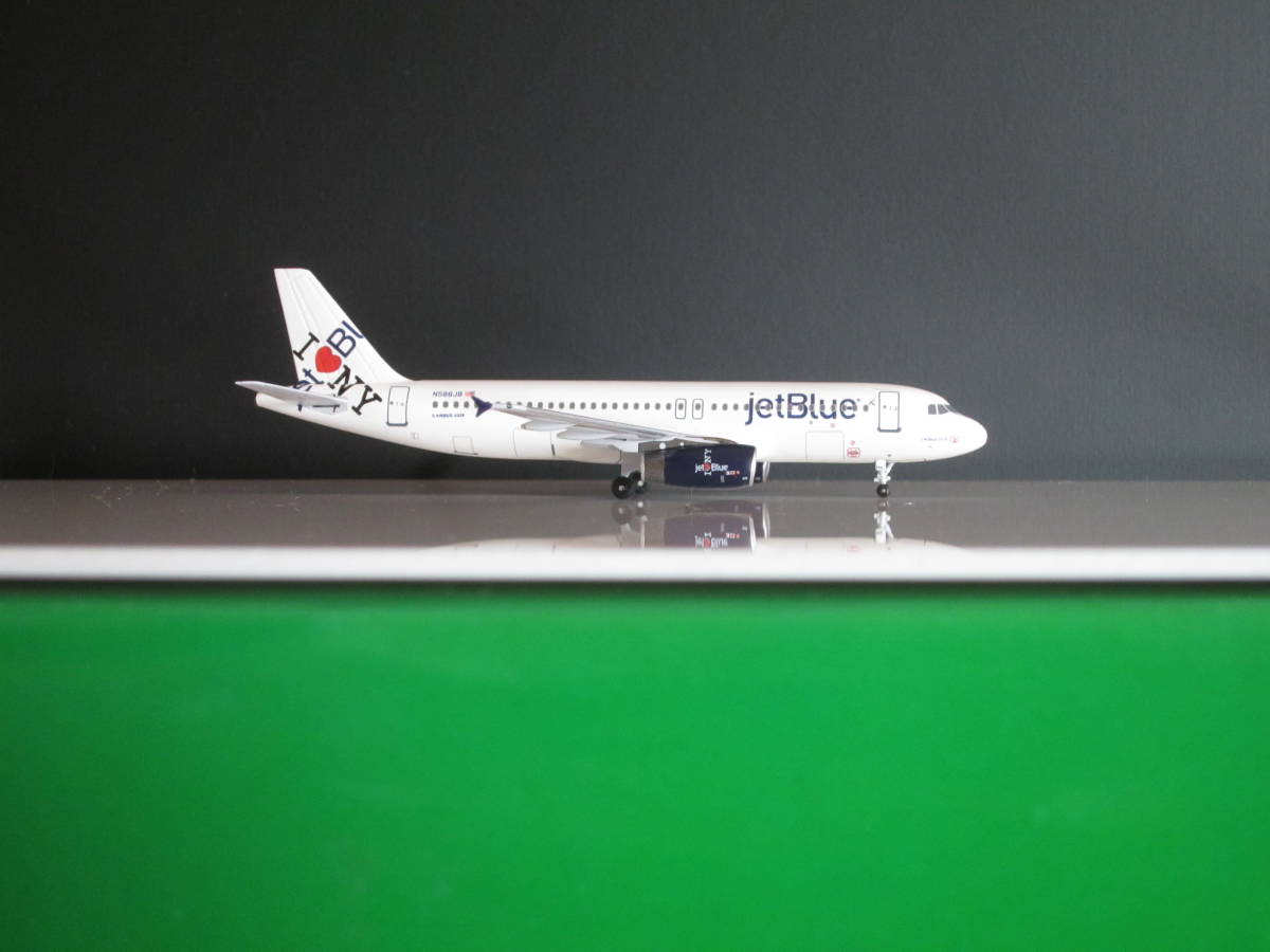 ◆ｊｅｔＢｌｕｅ [N586JB] Ｉ　ｌｏｖｅ　ＮＹ◆Green Box [1:400]◆Ａ３２０－２３２_画像1