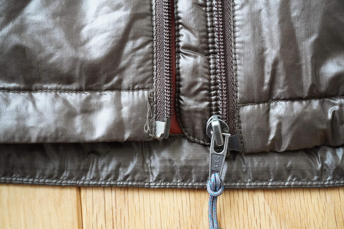 良品 モンベル mont-bell ライト ダウン ジャケット メンズ XL ブラウン 茶 アウター アウトドア 登山 キャンプ スポーツ_画像6