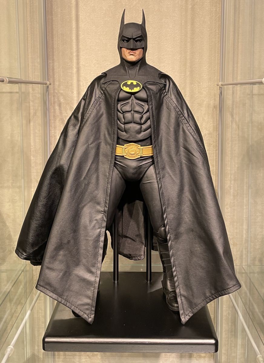 ヤフオク! - 特注の木製台座付き! Neca ネカ バットマン 1989...