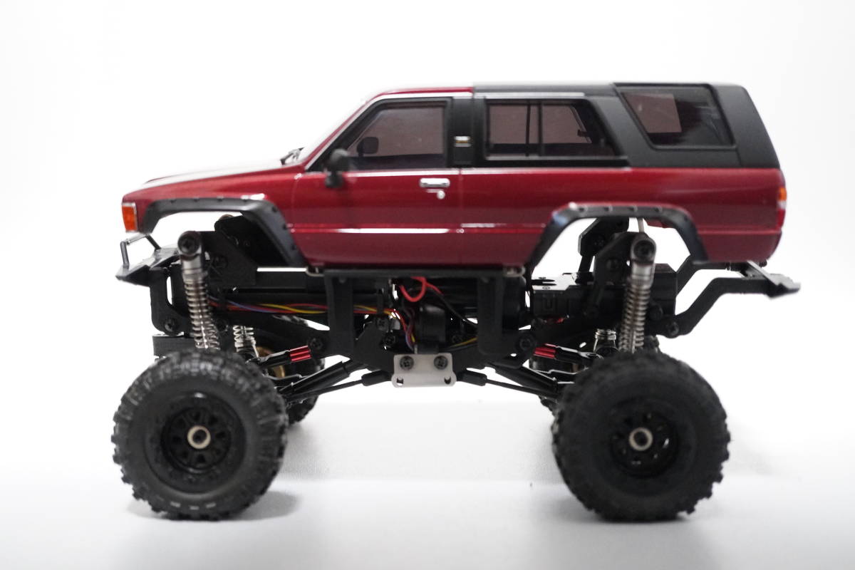 KYOSHO Mini-z 4x4 トヨタ ハイラックスサーフ カスタム 車高 京 KYOSHO Mini-z 4x4 トヨタ ハイラックスサーフ カスタム 車高 京