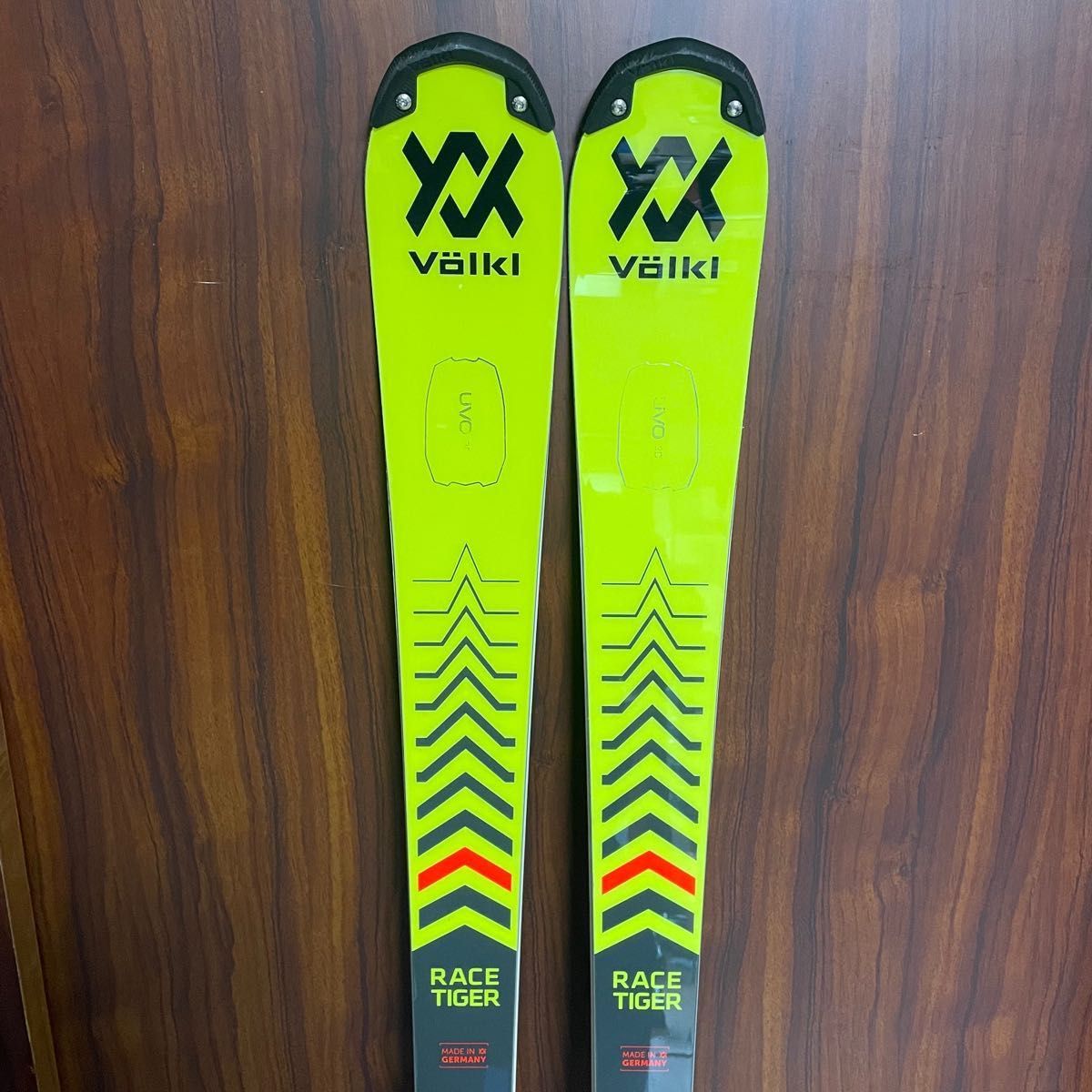 シルバー/レッド VOLKLフォルクルRACETIGER WC SL 165cm 板のみ - 通販
