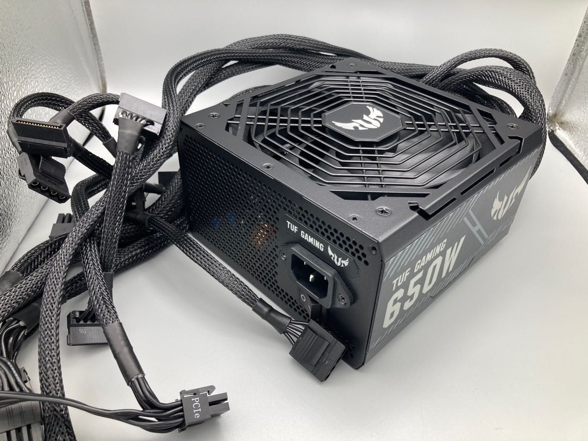 ASUS TUF 650W Bronze 電源ユニット TUF-GAMING-650B black ASUS TUF 650W Bronze 電源ユニット TUF-GAMING-650B black