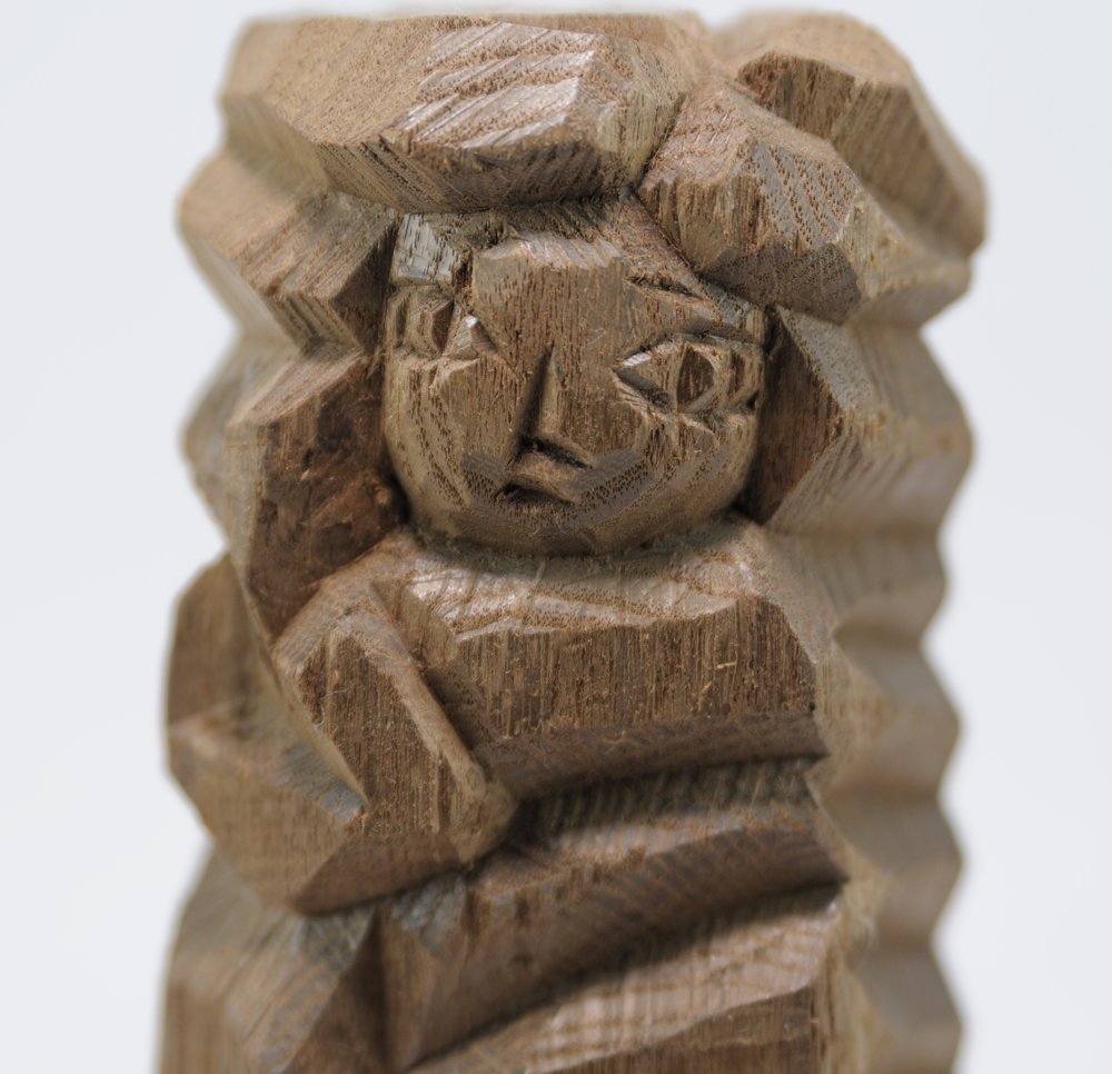 叩き彫　「アメノウズメ」　15763　エンジュ材　13ｃｍ　円空　木喰