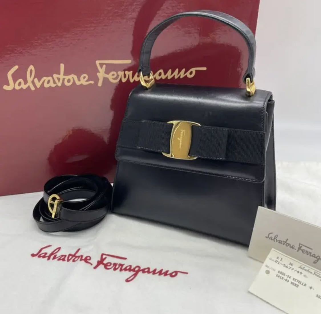 美品□極希少□袋付きFerragamo フェラガモ ハンドバッグ ショルダー