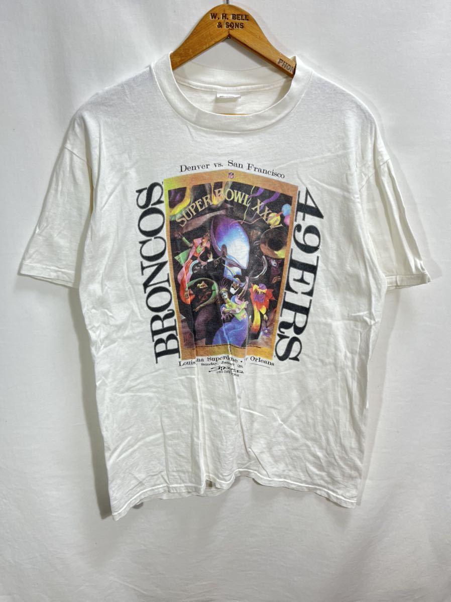 ■ 90s ビンテージ USA製 Stedman NFL ブロンコス vs 49ers イラストプリント Tシャツ サイズL 白 アメフト BRONCOS SUPER BOWL XXIV ■_画像1