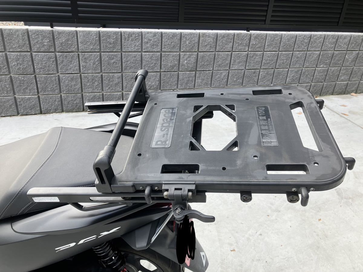 新着 R-SPACEスライドキャリア ホンダPCX125.150.160用 ienomat 新着 R-SPACEスライドキャリア ホンダPCX125.150.160用 ienomat