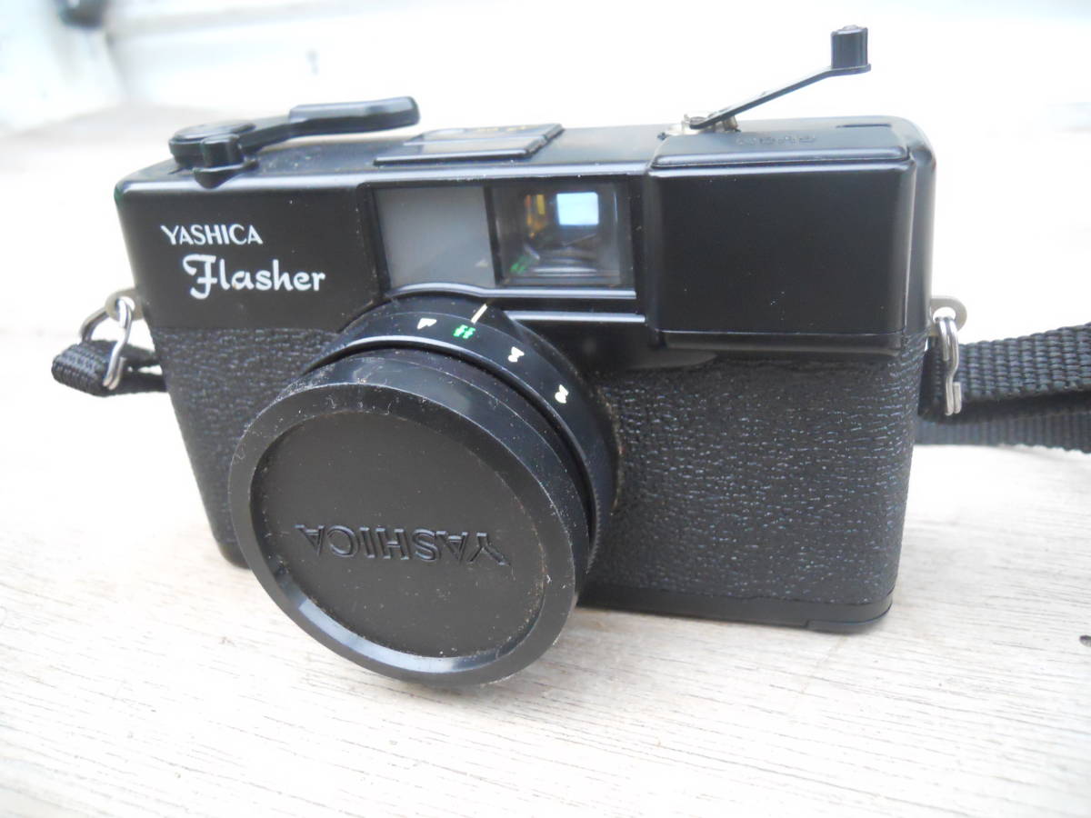 M9165 カメラ YASHICA Flasher YASHICA LENS 1:2.8 38mm 現状 動作チェックなし 傷汚れありゆうパック60サイズ(0412)_画像1