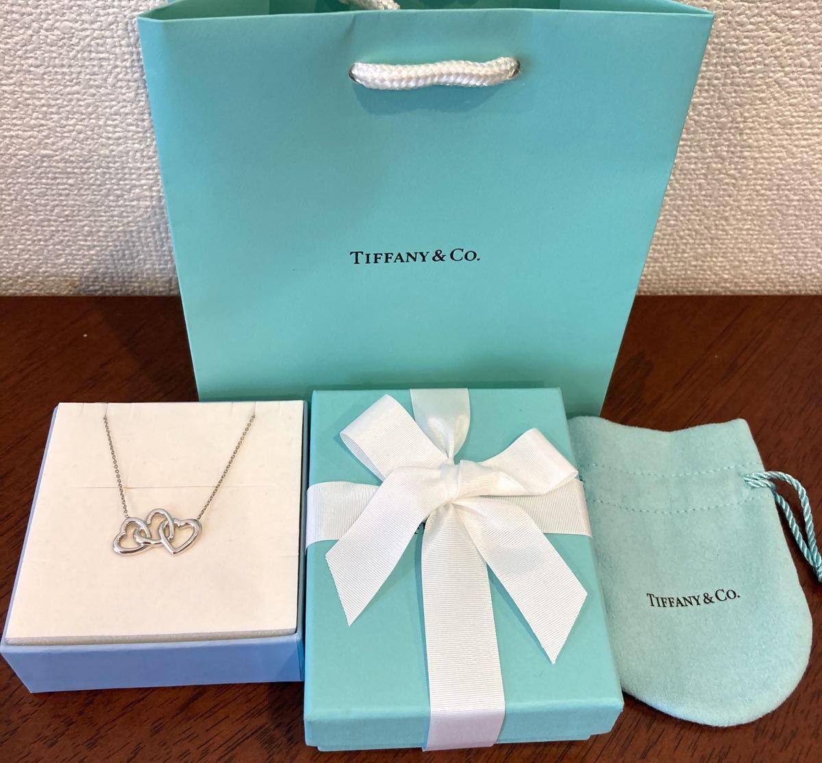 未使用 新品 正規品 ティファニー tiffany&co ネックレス トリプルオープンハート シルバー ケース巾着紙袋リボン 箱 ハート プレゼント_画像5