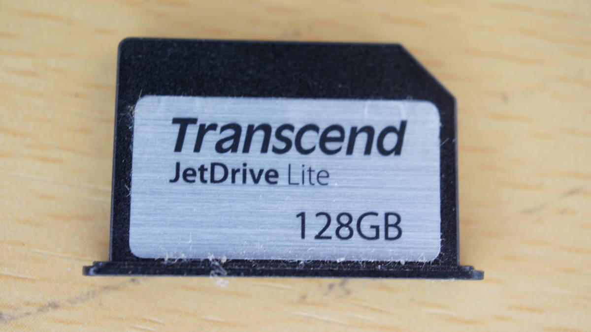 【飛び出さない小型SDカード・マックブック外部メモリ】 Transcend JetDrive Lite 128GBの画像1