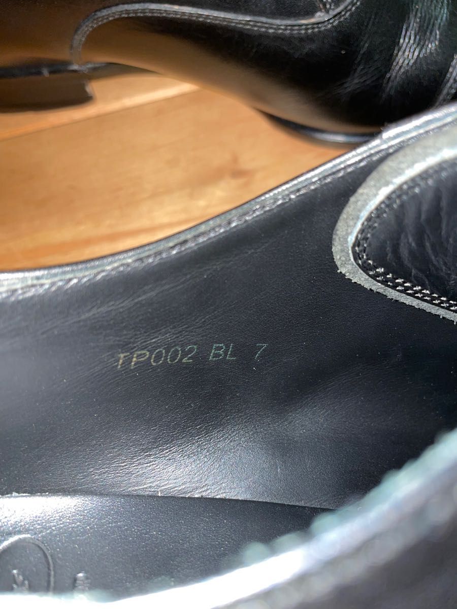 Trading Post（トレーディングポスト）のストレートチップになります。