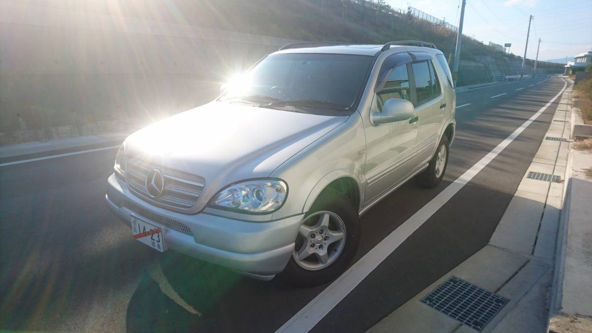 * low running * beautiful car * Mercedes Benz ML320 7 ten thousand kilo 3200cc inspection 32/03 4WD * private exhibition * outright sales * studless attaching 