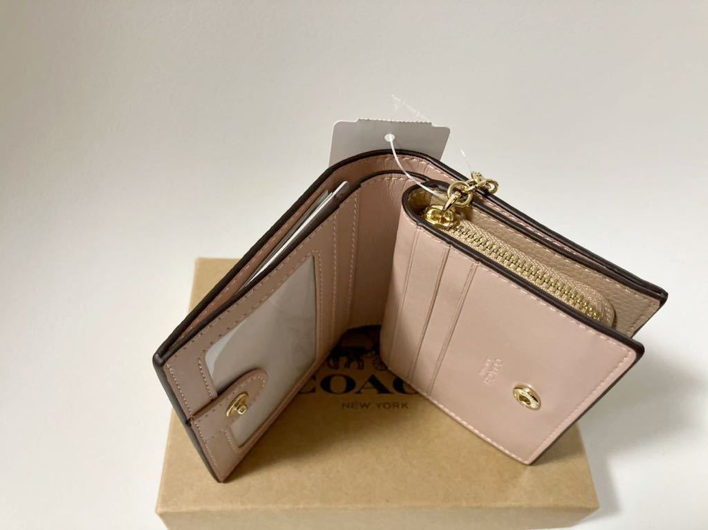 COACH コーチ 財布 二つ折り財布 新作 ピンクベージュ COACH コーチ 財布 二つ折り財布 新作 ピンクベージュ