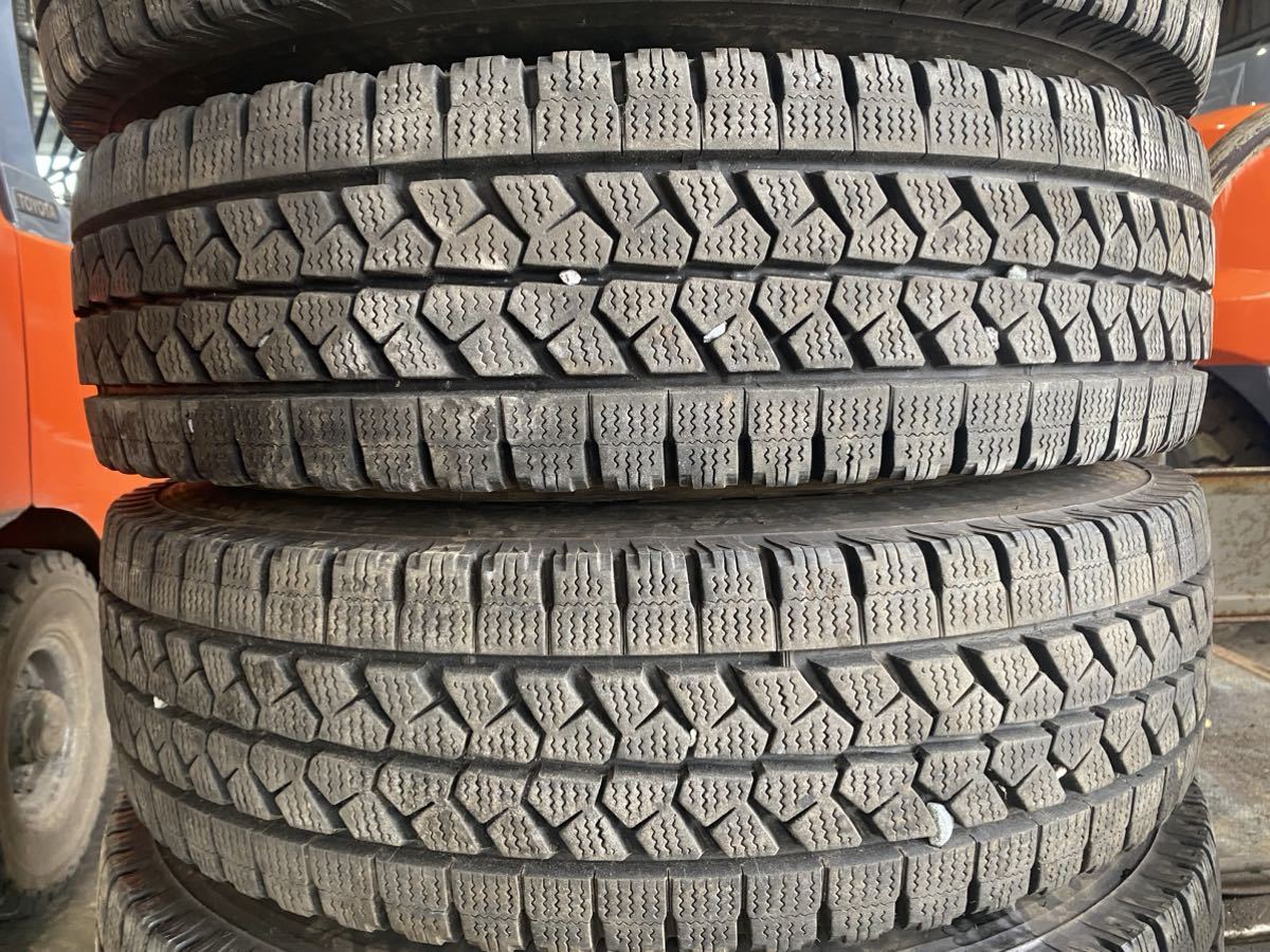 ホイール付き スタッドレス 6本 キャンター ほか 205 80r17.5 パーツ