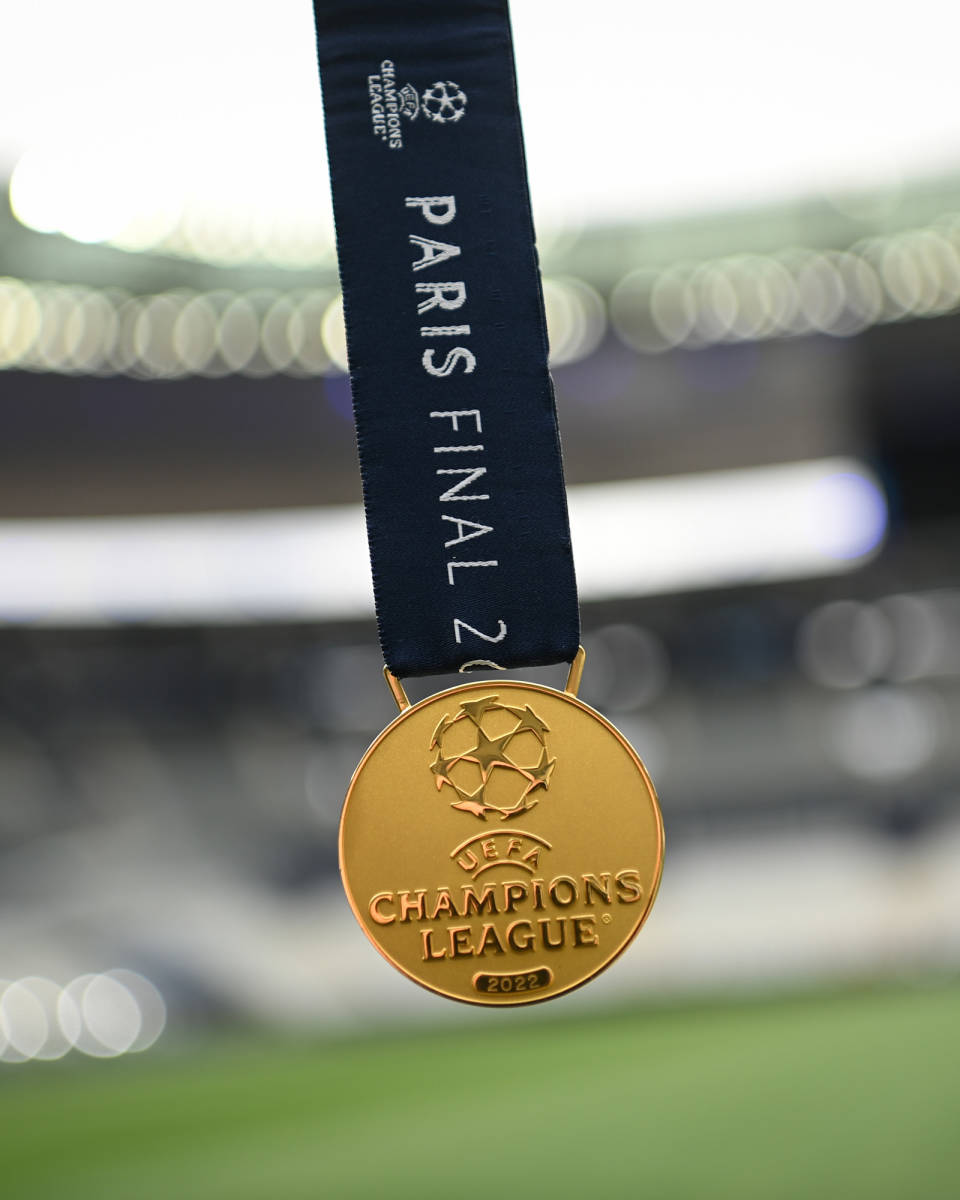 匿名配送&補償付き】UEFA Champions League 2022 Winner Medal 匿名配送&補償付き】UEFA Champions League 2022 Winner Medal