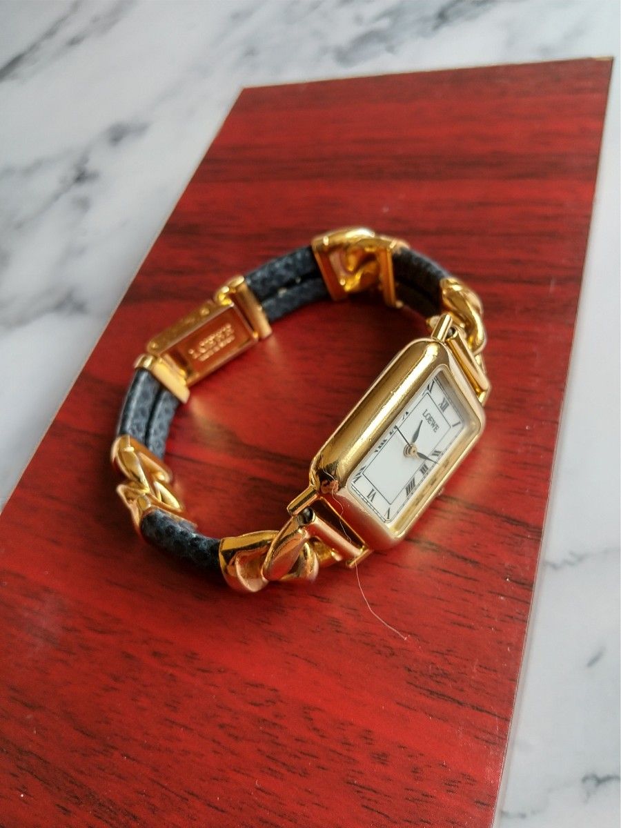 ロエベ 腕時計 美品 アンティーク レディース ブラック革 ブレス