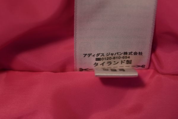★adidas★アディダス★ 中綿入りの軽くて暖かいフロントジップコート・ フード付きベンチコート黒にピンクの3本ライン　M_画像9