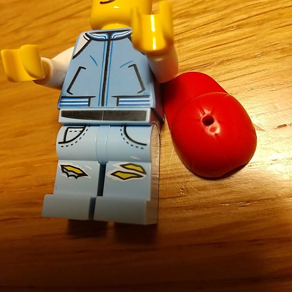 【新品未使用】非売品 レゴ LEGO ミニフィグ 店頭配布 プレゼント ミニフィギュア ジャージ ジーンズ 限定 キャップ レゴミニフィグ 笑顔