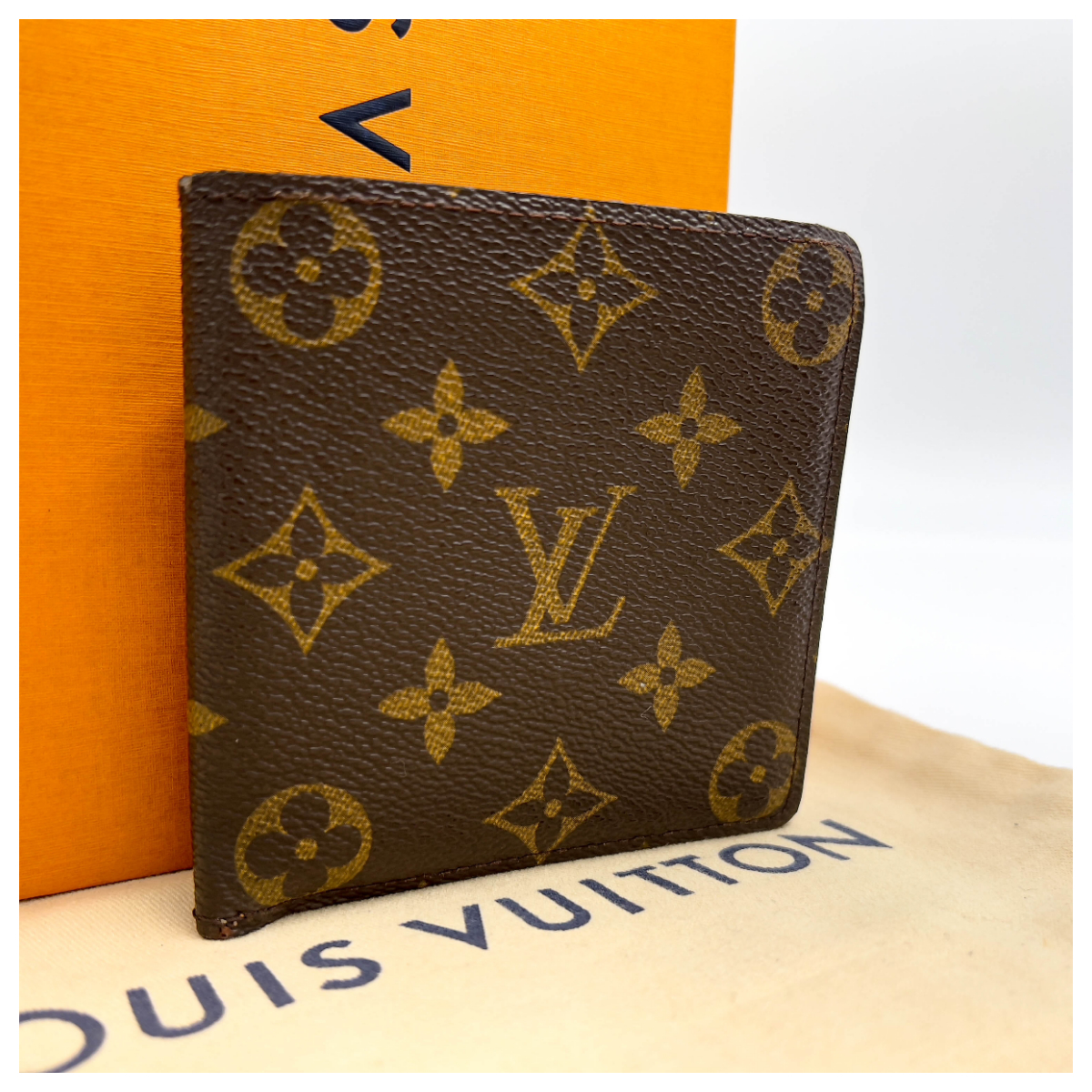 1円～★美品★1696　Louis Vuitton　M61675　ルイヴィトン 　マルコ 　モノグラム　2つ折り財布_画像1