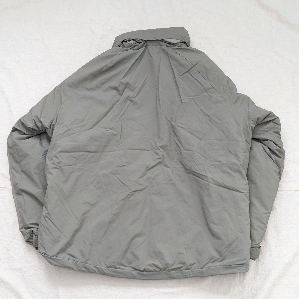 ほぼ未使用ECWCS level7 PRIMALOFT プリマロフトM-L eva.gov.co
