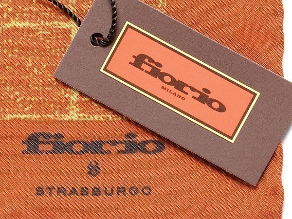 ◆【上品光沢シルク100%素材！fiorio(フィオリオ)×STRASBURGO/汎用性抜群な絶妙サイズ 65cm×65cm チェック柄スカーフ】[fio1321130]_画像3