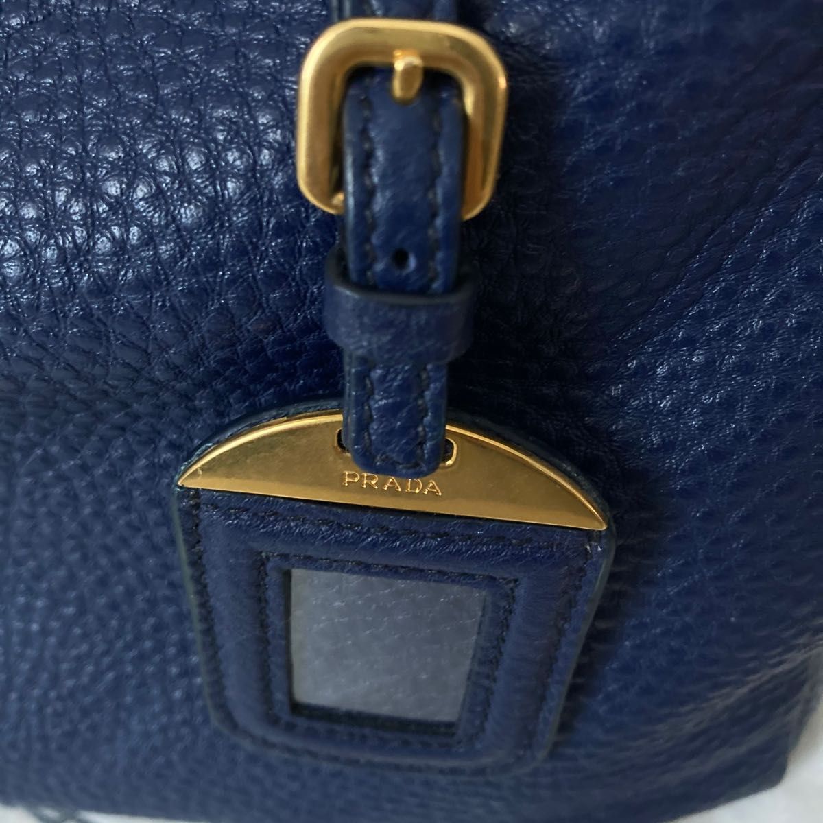 新品 PRADA ネイビー レザーハンドバッグ 2way トートバッグ 新品 PRADA ネイビー レザーハンドバッグ 2way トートバッグ