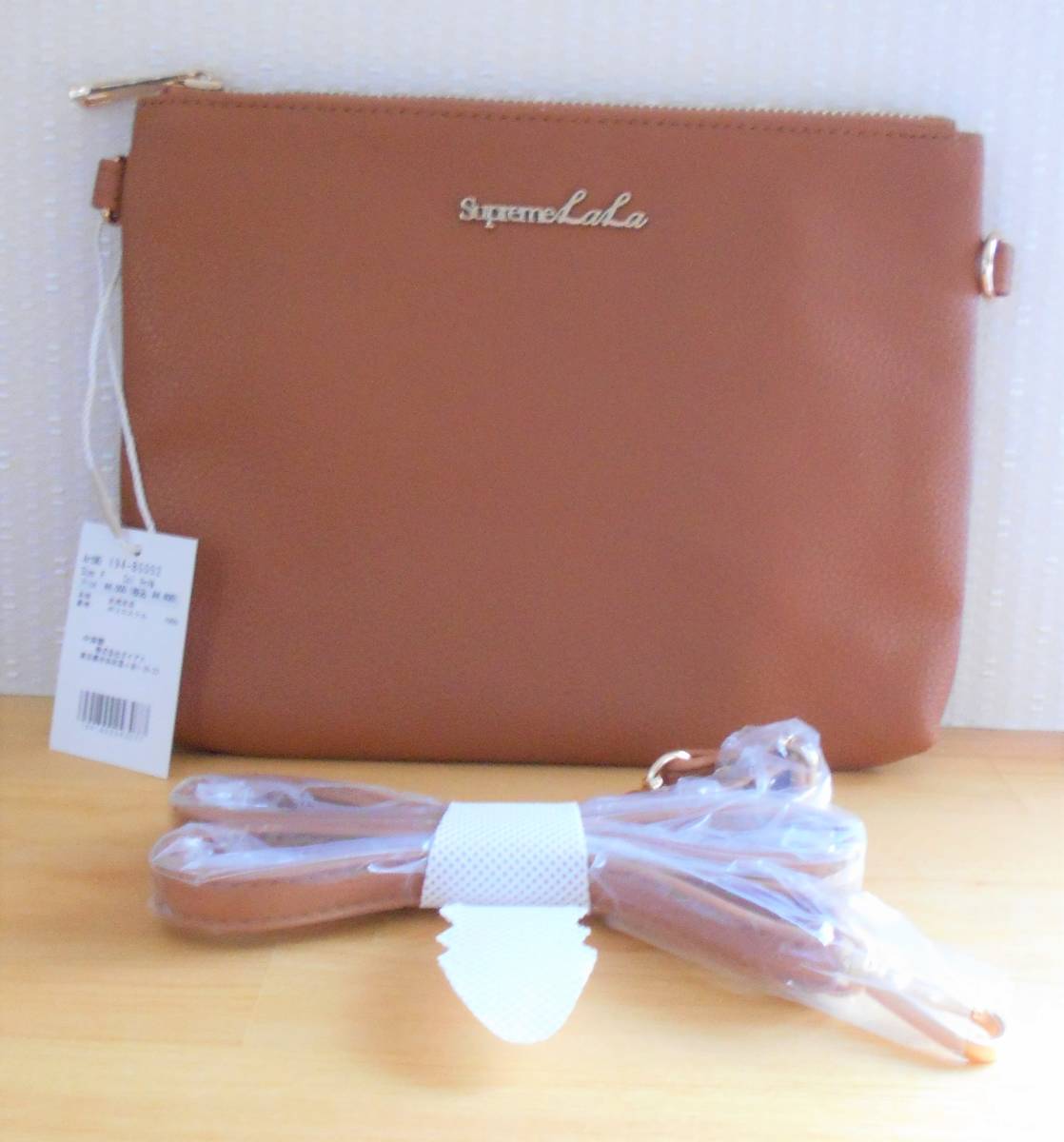 [ new goods ]Supreme.la.la lady's F Logo plate pochette Camel Mini shoulder bag Shoop Lee blur la