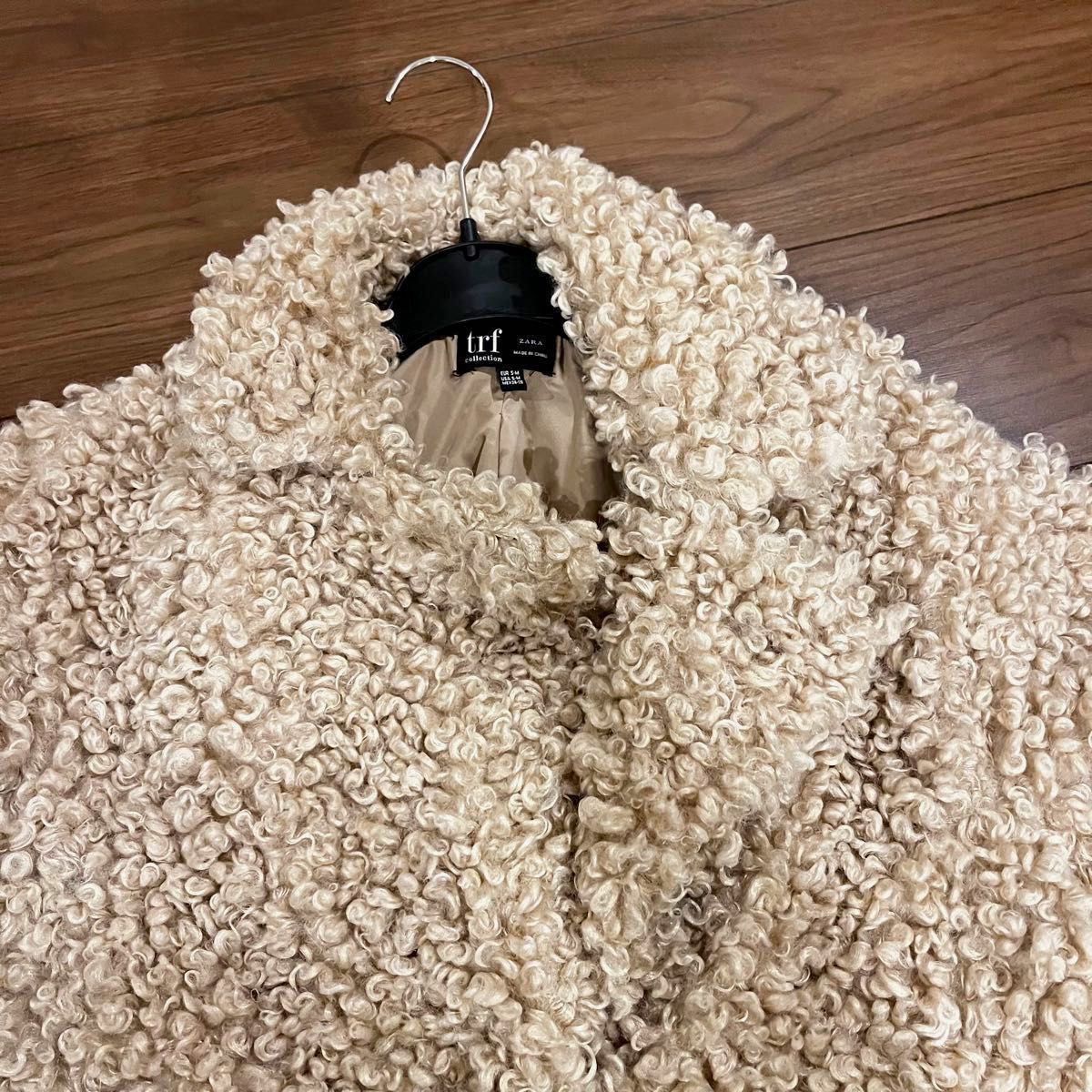 美品】ZARA プードル風 テディベア風フェイクファーコート 美品】ZARA プードル風 テディベア風フェイクファーコート