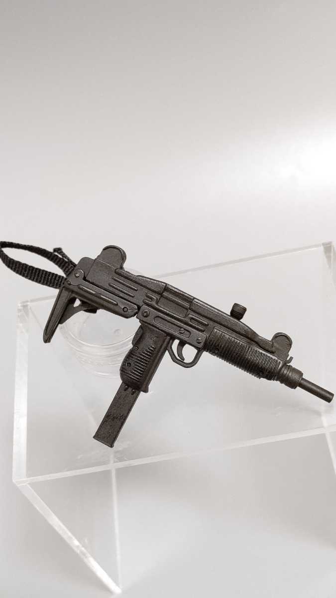 ホットトイズ 1/6 ジョン メイトリックス サブマシンガン/UZI ホットトイズ 1/6 ジョン メイトリックス サブマシンガン/UZI