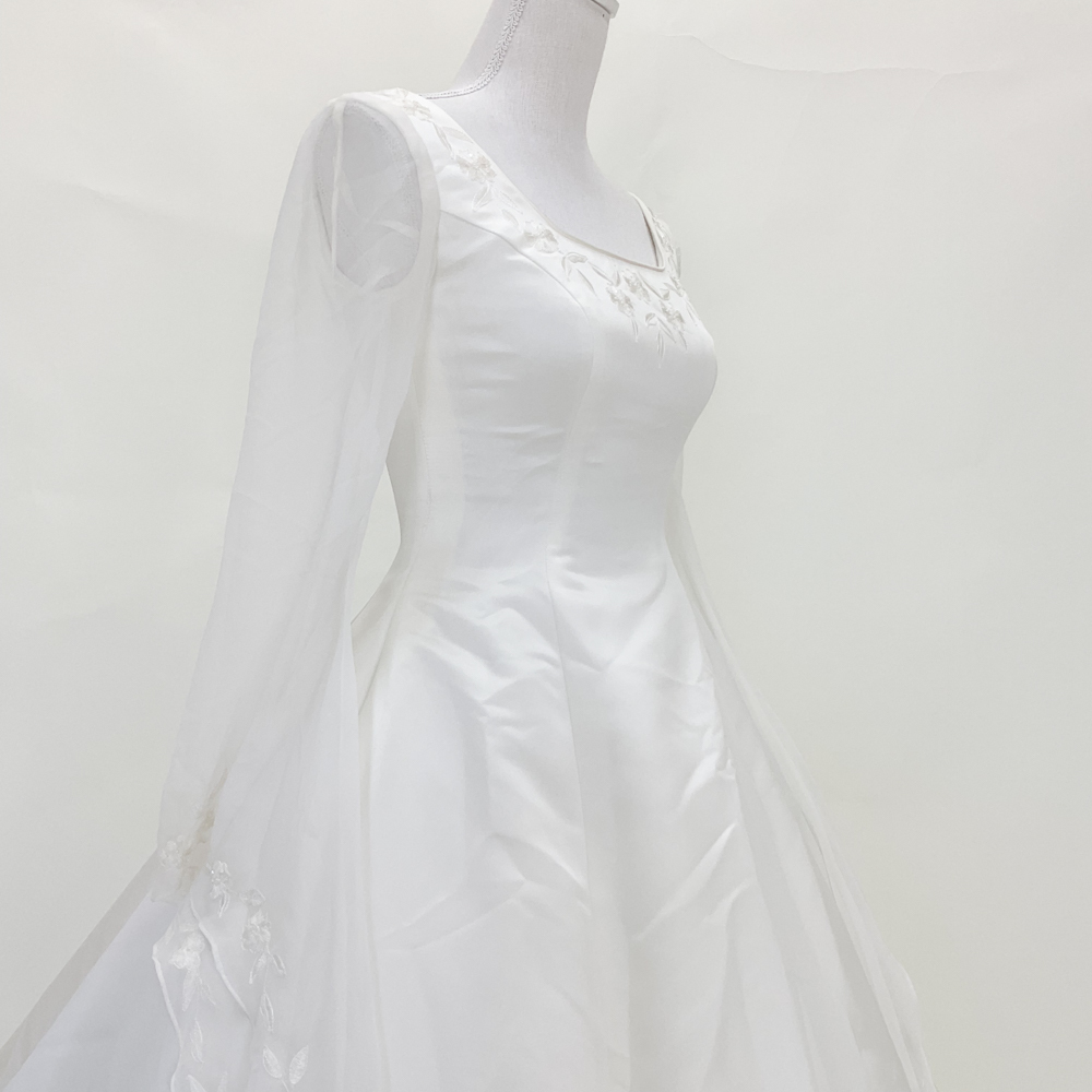 超激安 中古 袖つきウェディングドレス フォト婚/二次会/ステージ