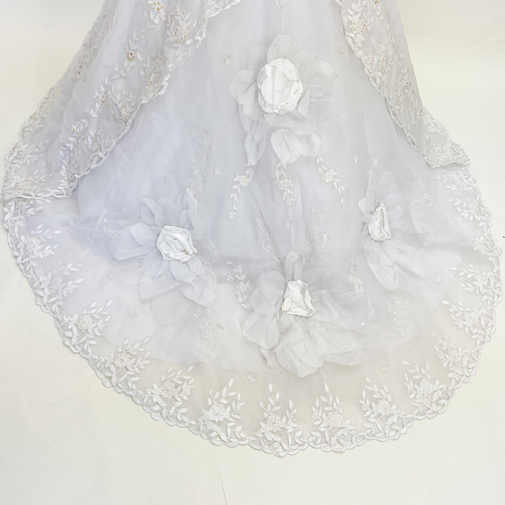  used wedding dress photo .| two next .| stage costume .! A line white 9~11 number degree W-132